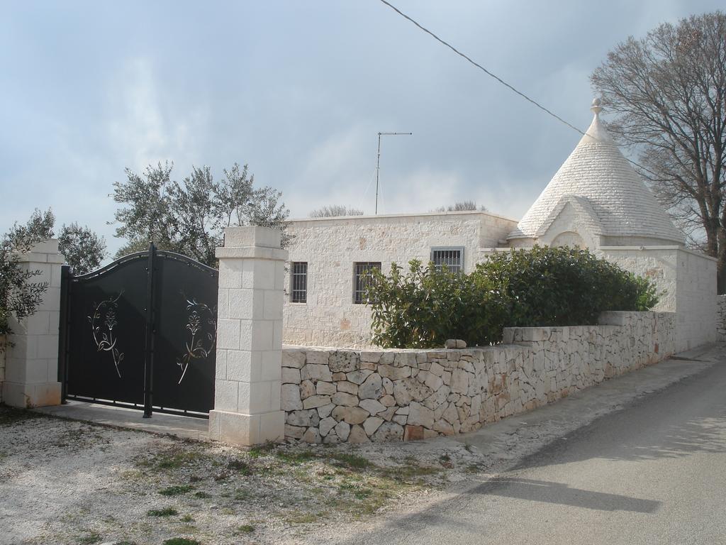 Trullo Salamina Villa Cisternino Bagian luar foto
