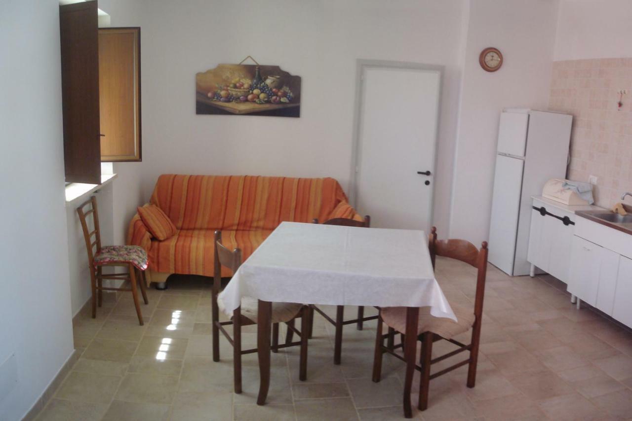 Trullo Salamina Villa Cisternino Bagian luar foto